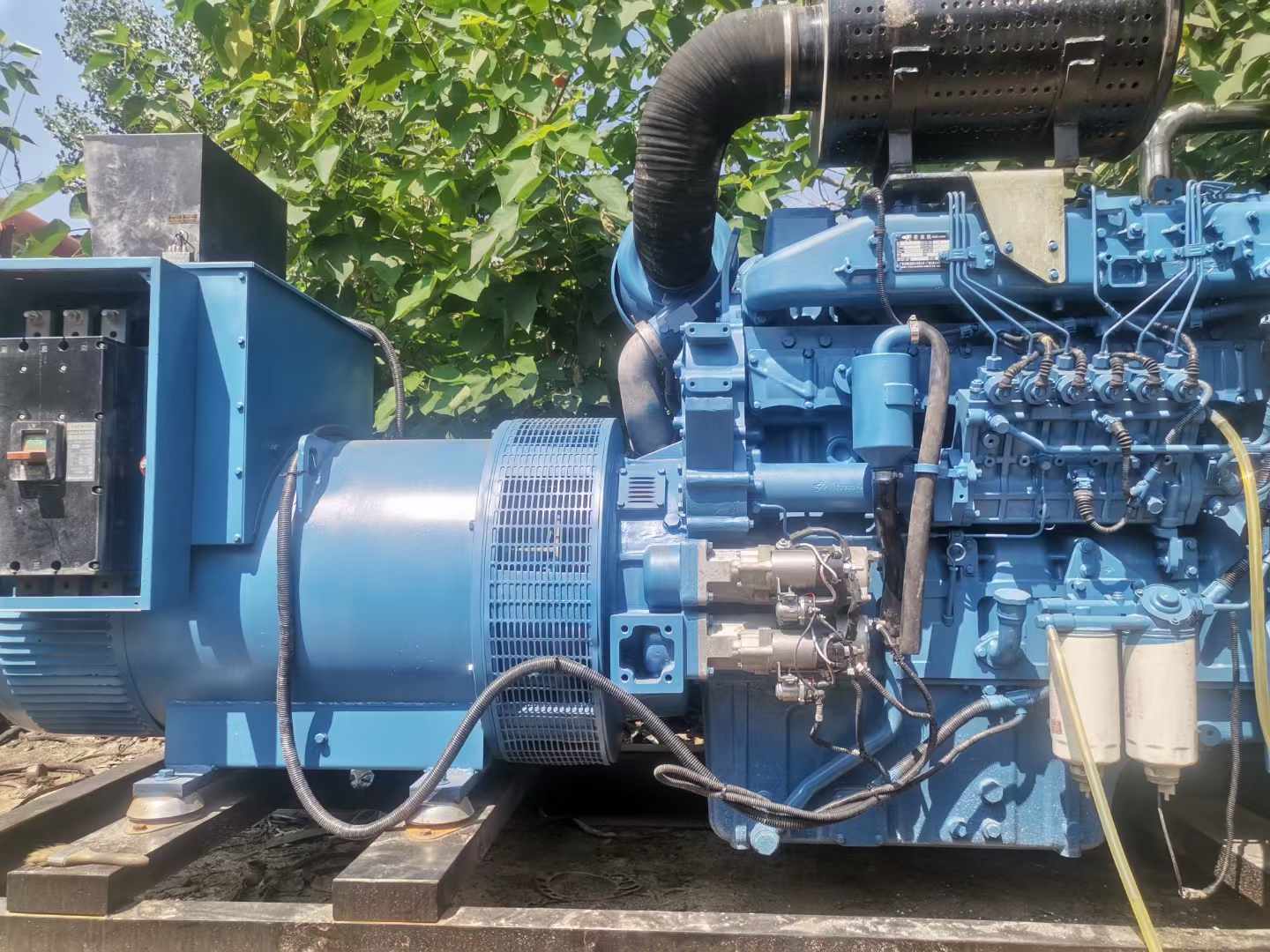 四会详细说明降低 800kW 柴油发电机输出电流波动的方法