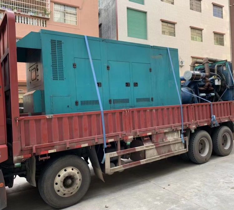 四会如何在不同负载率下确保 400KW 柴油发电机组的正常运行？