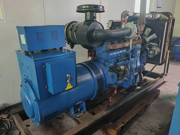 四会100kW柴油发电机组使用多级机油有哪些优缺点？